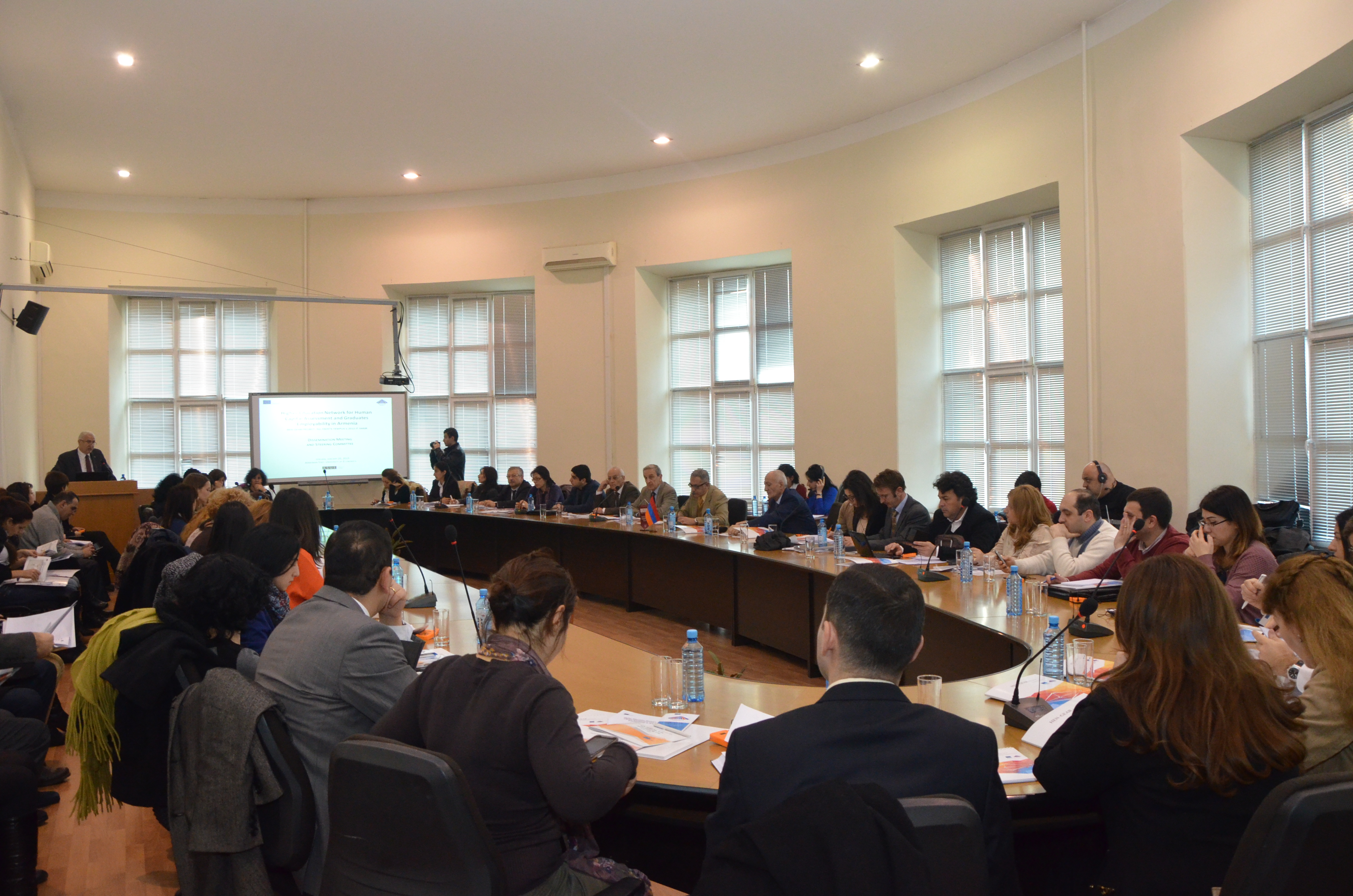 Banca Dati Laureati la banca dati dei laureati armeni si presenta alle imprese Banca Dati Laureati la banca dati dei laureati armeni si presenta alle imprese