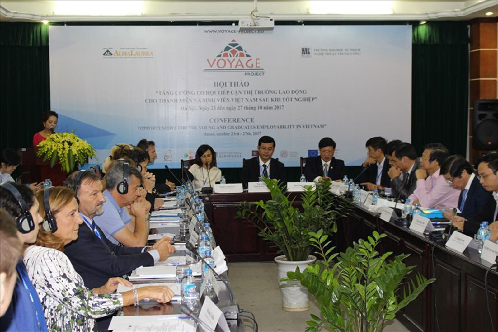 voyage_project_meeting_hanoi_oct_2017.jpg voyage
