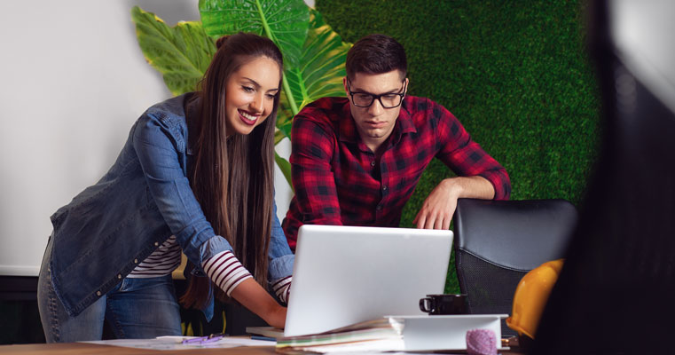 Quanto tempo impiegano i laureati a trovare lavoro?